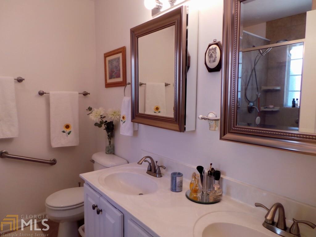 166 Wellington Dr, Lagrange, GA 30240 photo 13