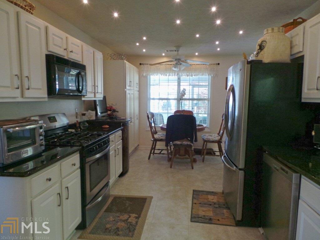 166 Wellington Dr, Lagrange, GA 30240 photo 7