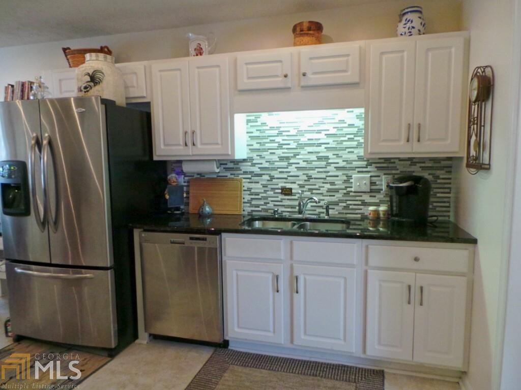 166 Wellington Dr, Lagrange, GA 30240 photo 6
