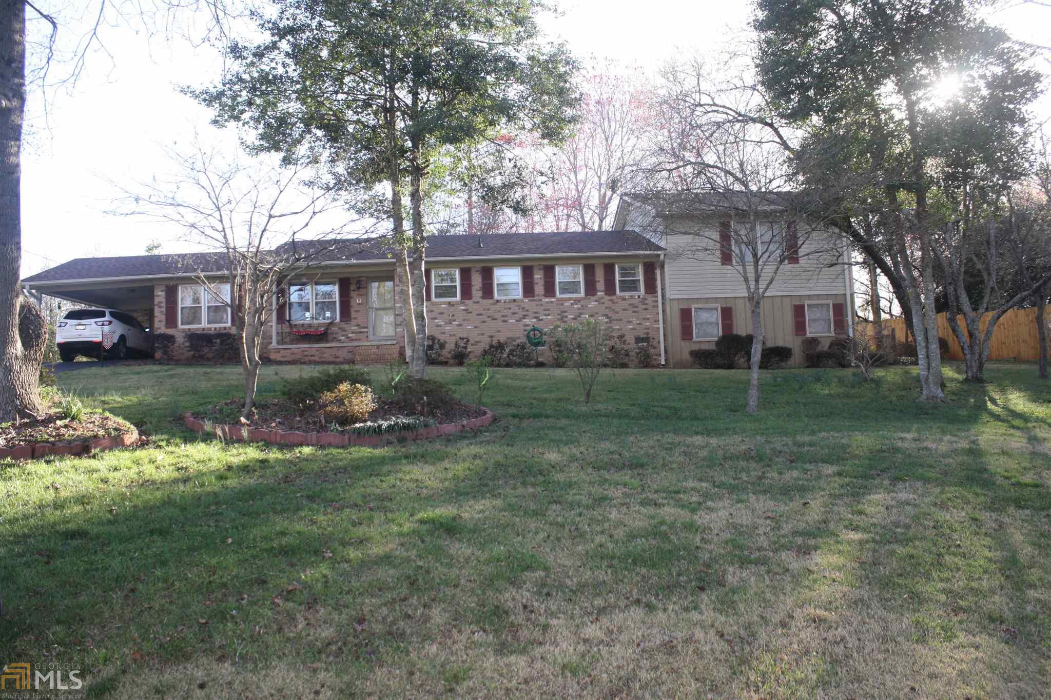 578 Dooley Dr, Toccoa, GA 30577 photo 2