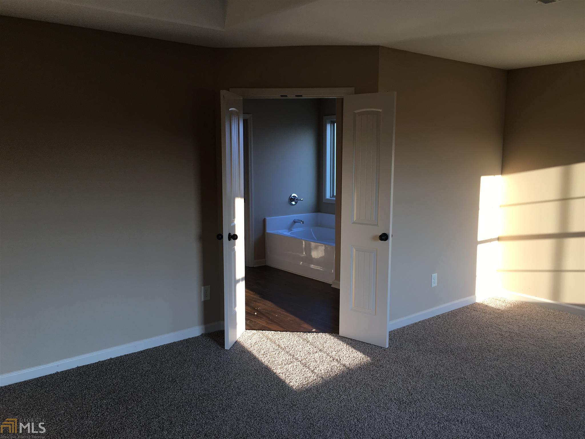 508 Highpoint Cir, Winder, GA 30680 photo 11