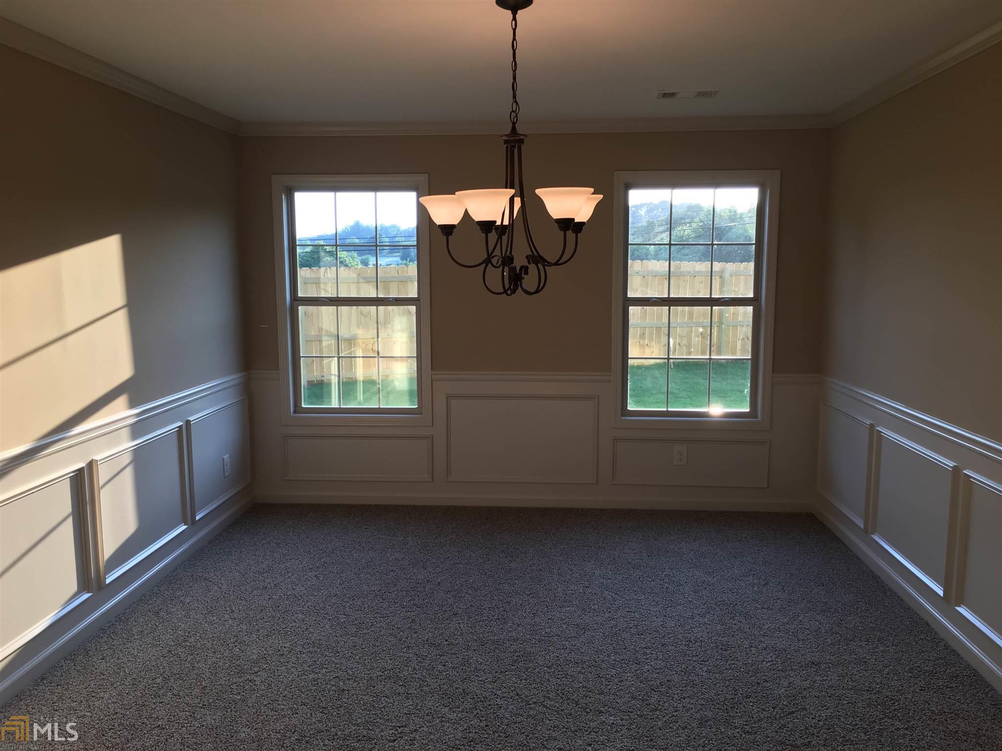 508 Highpoint Cir, Winder, GA 30680 photo 5