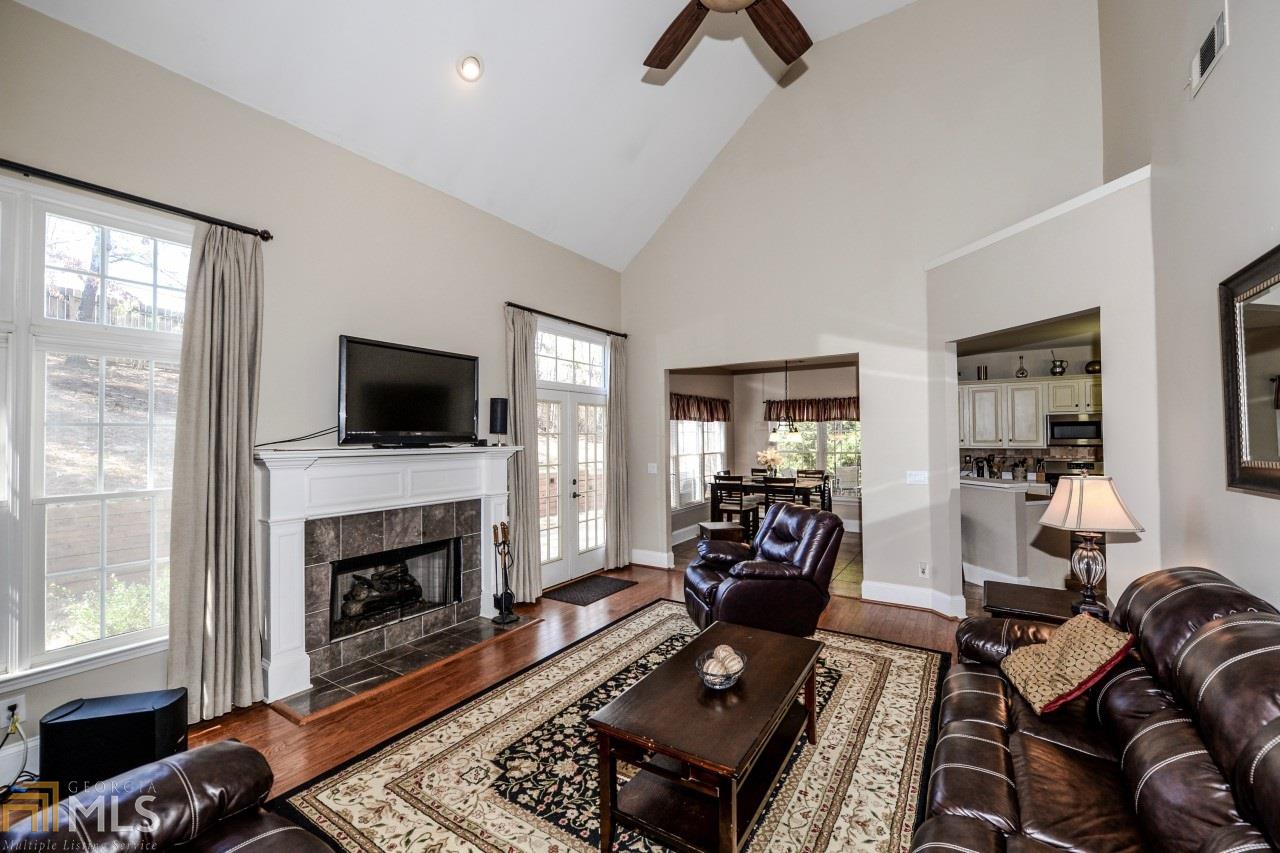 3930 Stonebriar Ct, Duluth, GA 30097 photo 10