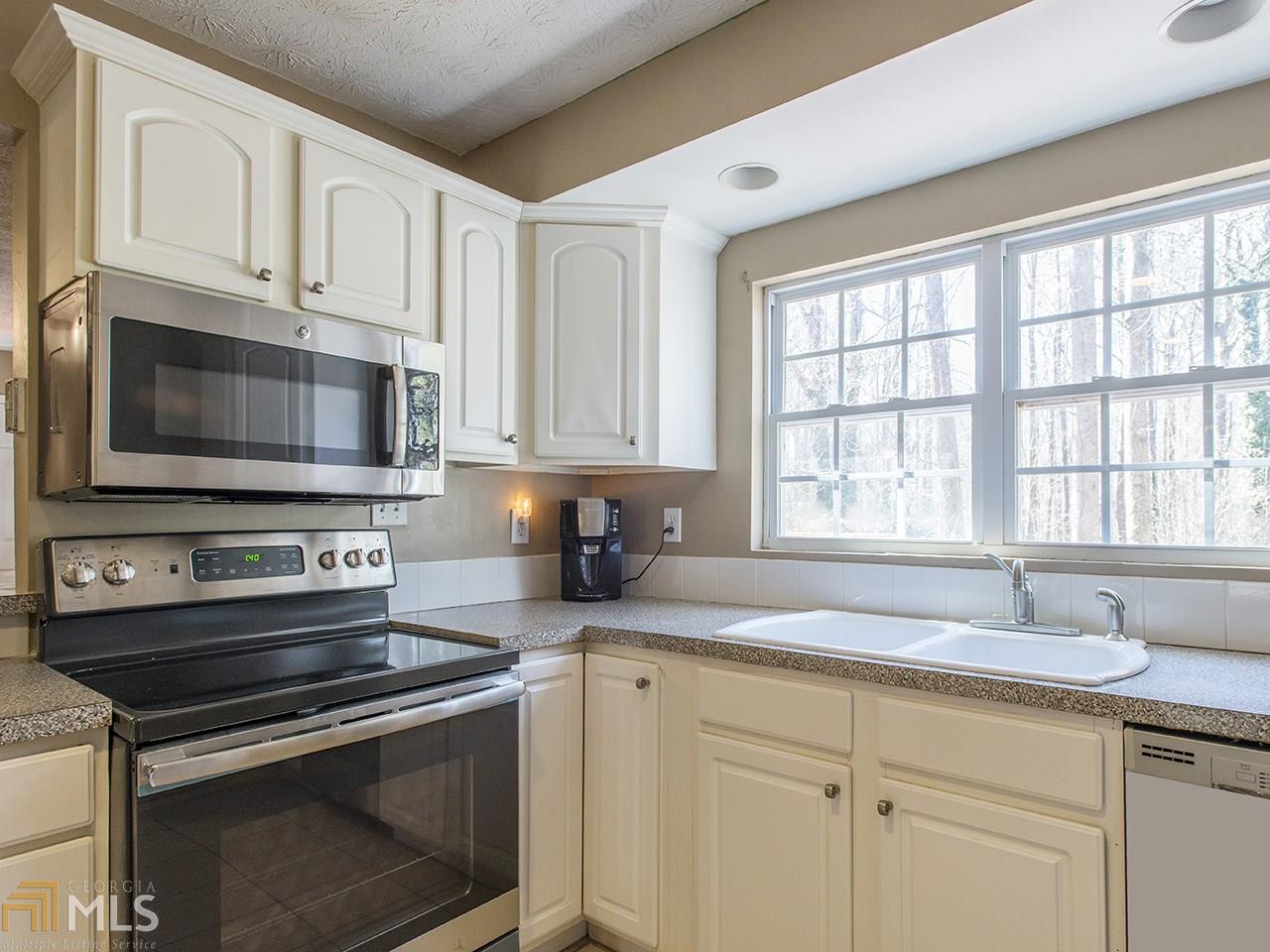 11773 Pine Needle Ln, Hampton, GA 30228 photo 6