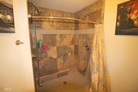 95 Radcliffe Trce, Covington, GA 30016 photo 9
