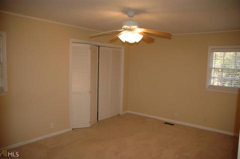 32 Hammett Rd, Lagrange, GA 30241 photo 9