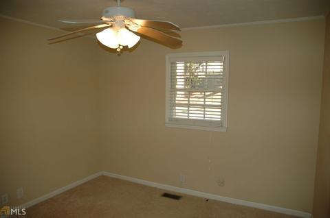 32 Hammett Rd, Lagrange, GA 30241 photo 10