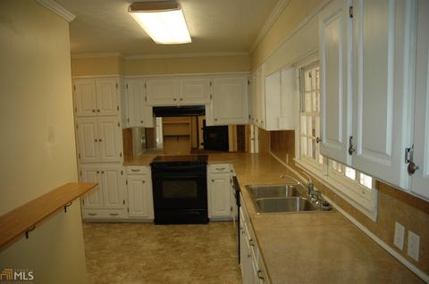 32 Hammett Rd, Lagrange, GA 30241 photo 5