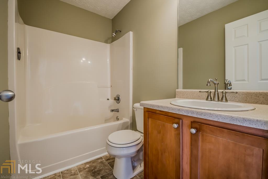 654 Michael Cir, Monroe, GA 30655 photo 16