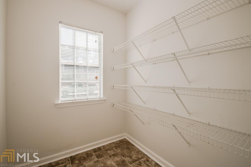 654 Michael Cir, Monroe, GA 30655 photo 8