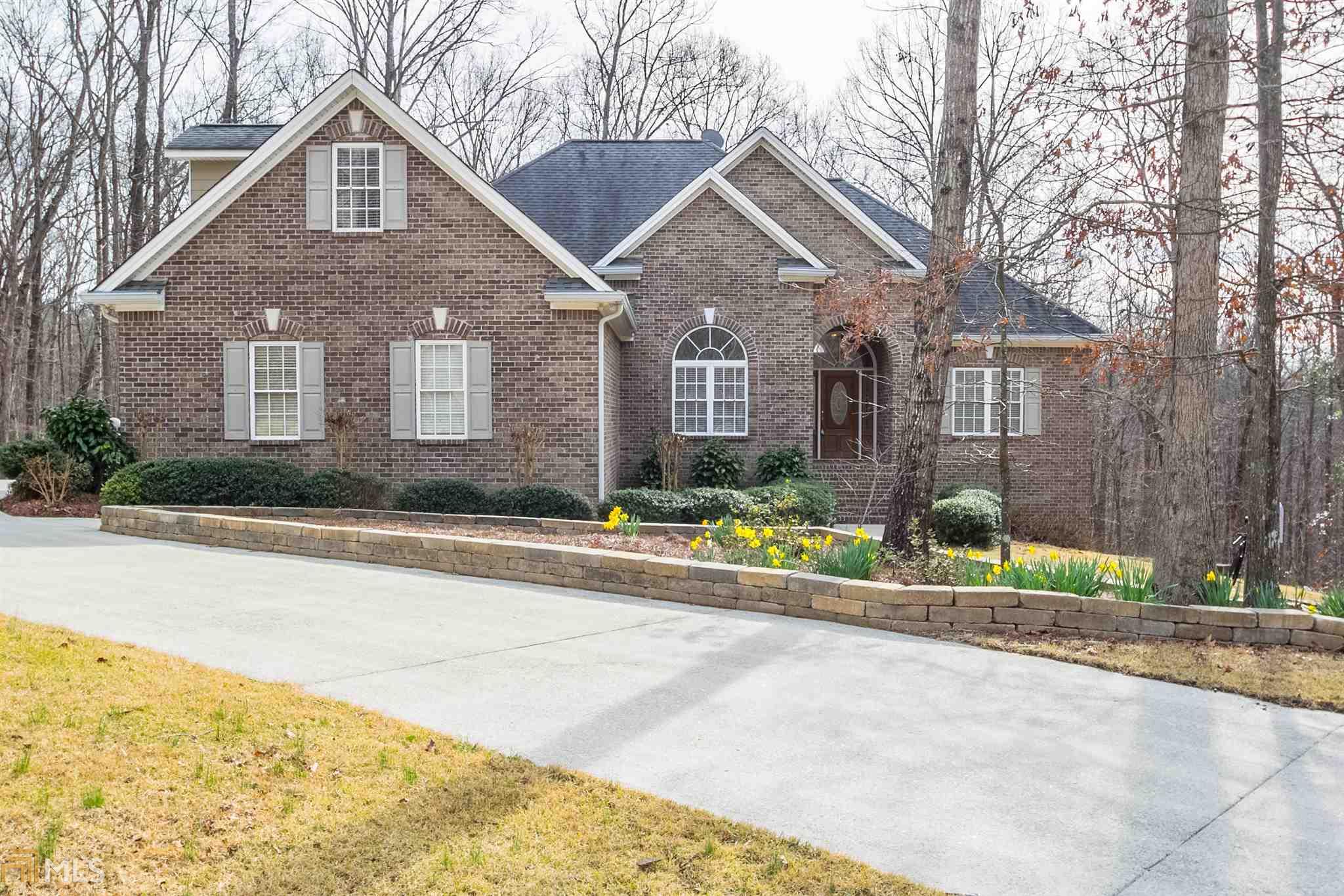 186 Stream Side Dr, Pendergrass, GA 30567 photo 3