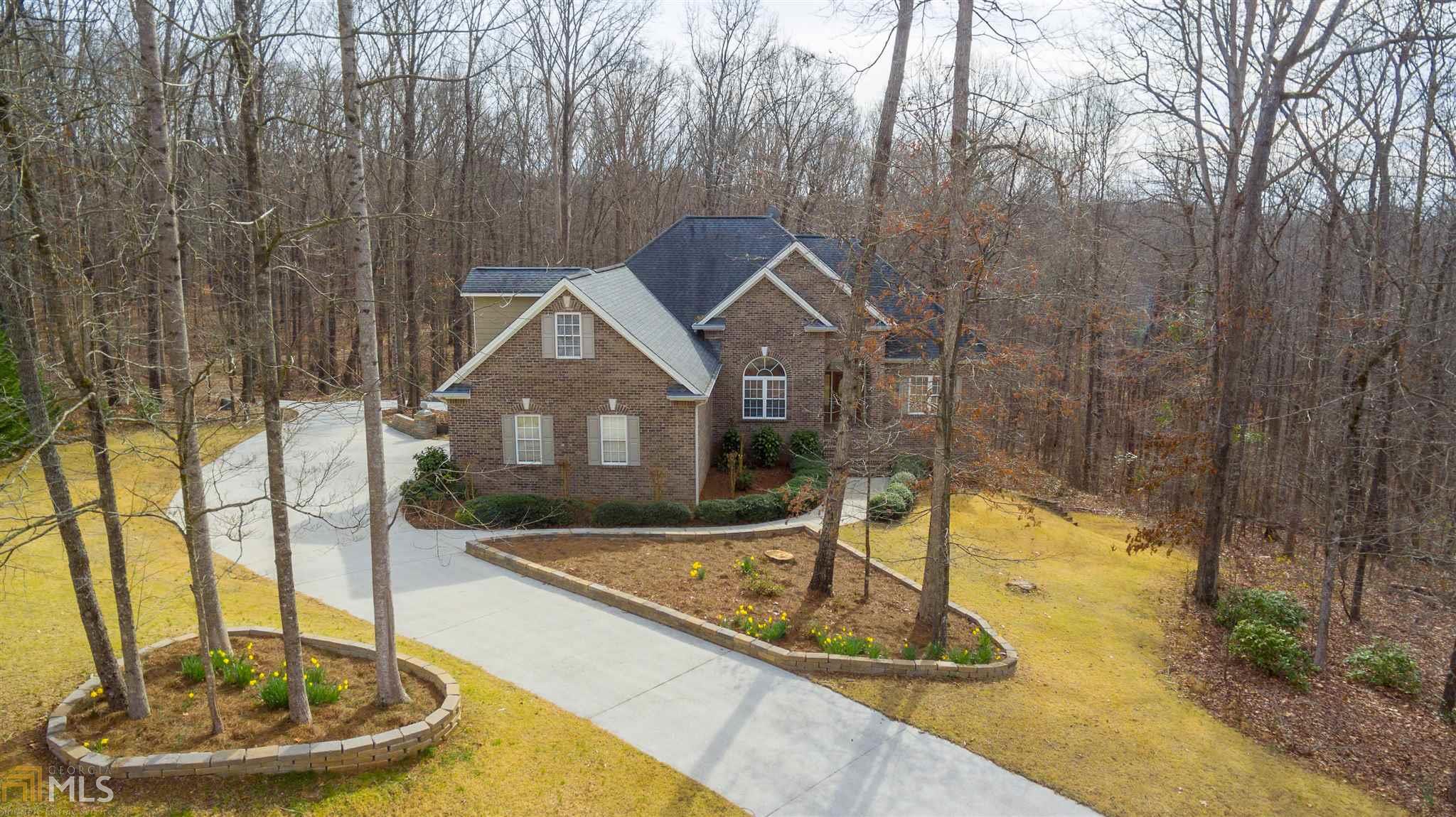 186 Stream Side Dr, Pendergrass, GA 30567 photo 1