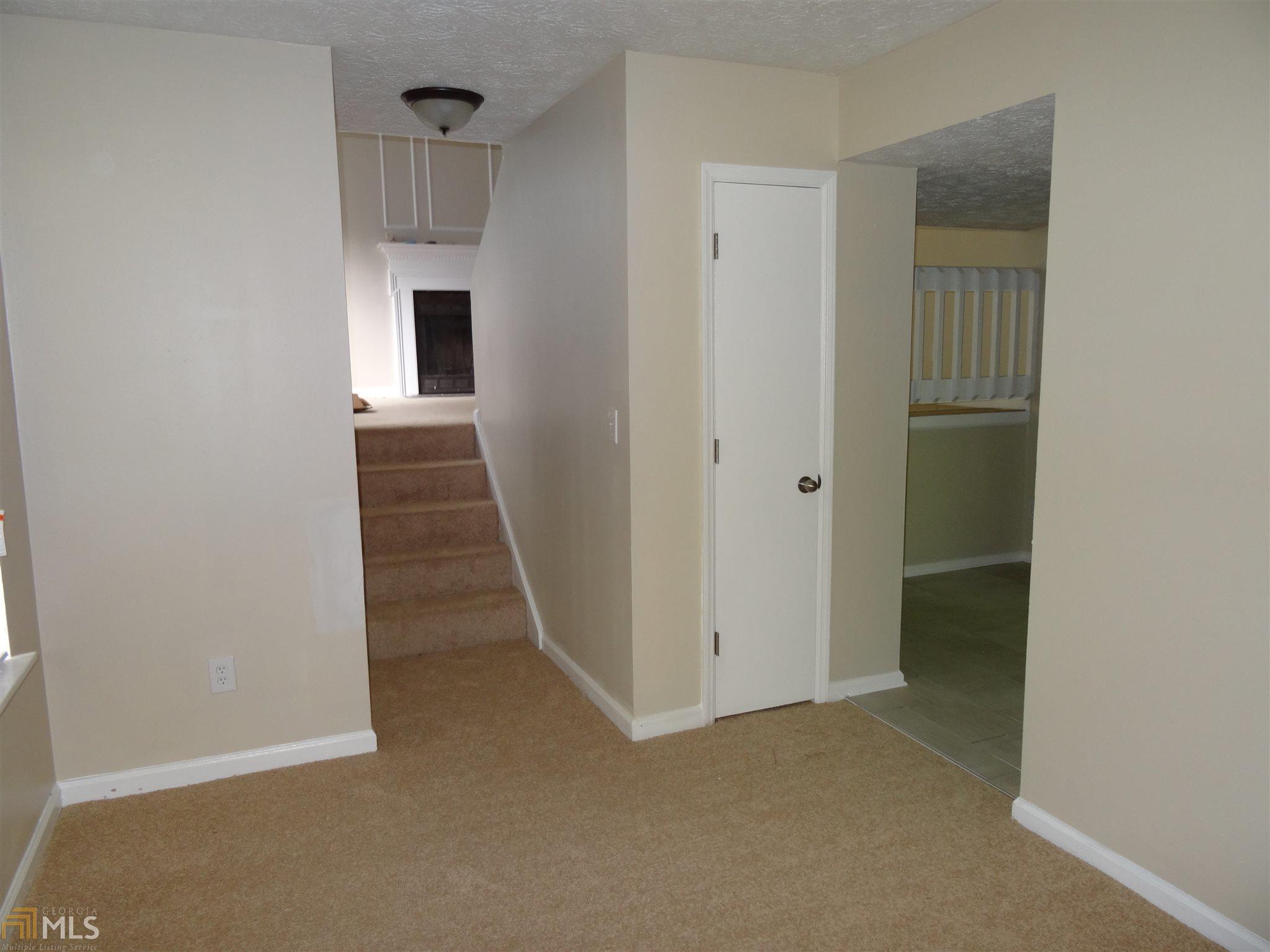 6724 Doublegate, Rex, GA 30273 photo 18