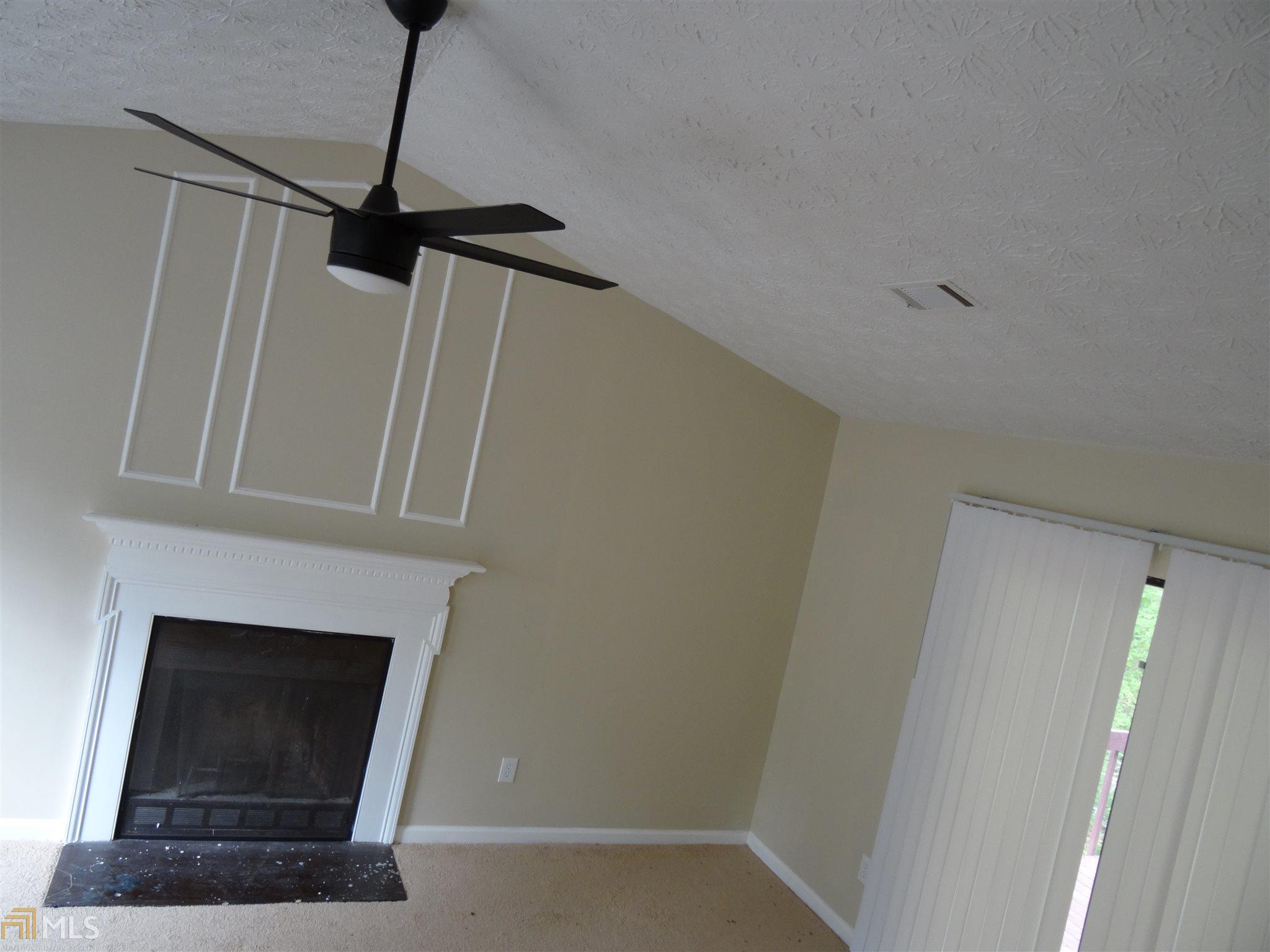 6724 Doublegate, Rex, GA 30273 photo 5