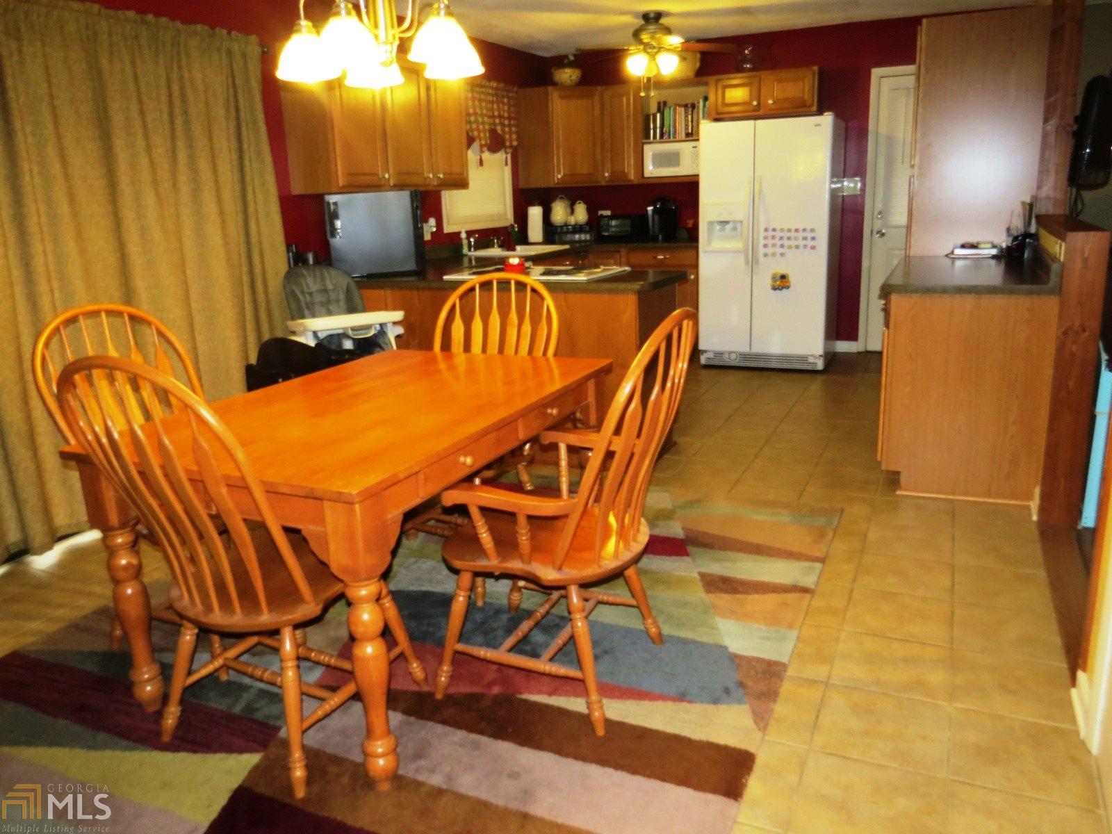 765 Skyline Dr, Toccoa, GA 30577 photo 3