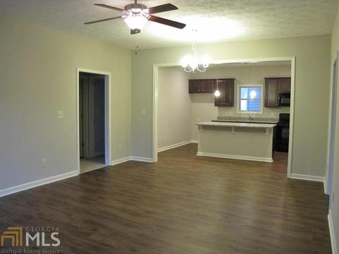481 S Page St, Lagrange, GA 30241 photo 3