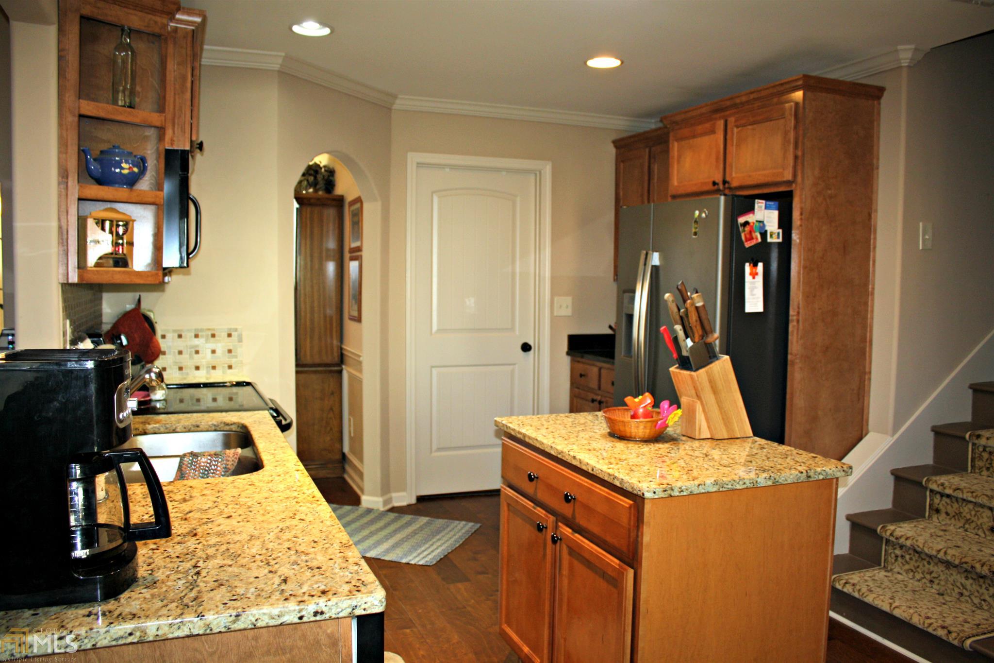 501 Highpoint Cir, Winder, GA 30680 photo 7