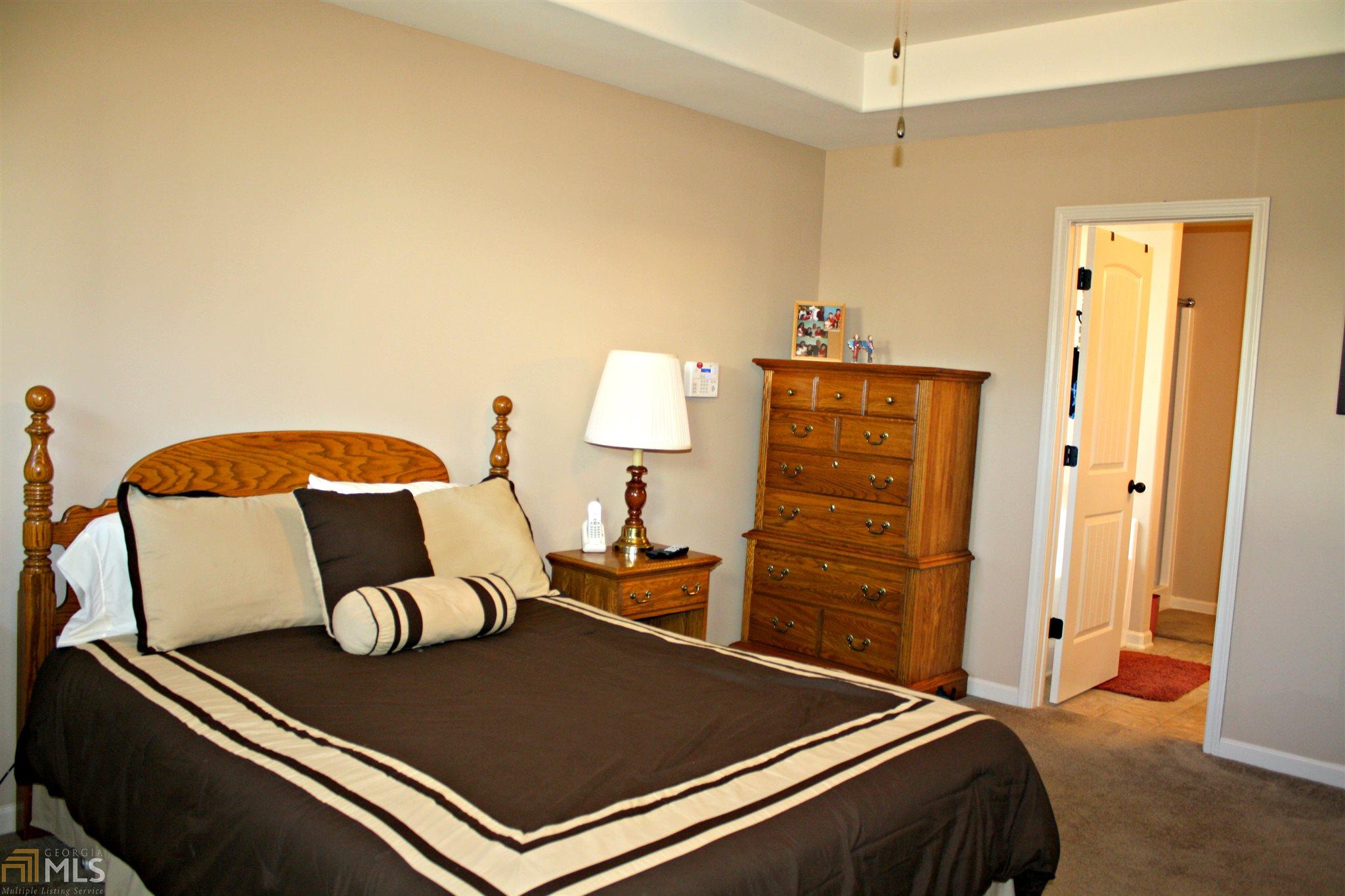 501 Highpoint Cir, Winder, GA 30680 photo 16