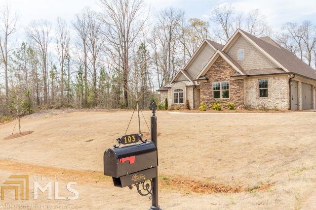 103 Crescent Dr, Forsyth, GA 31029 photo 1