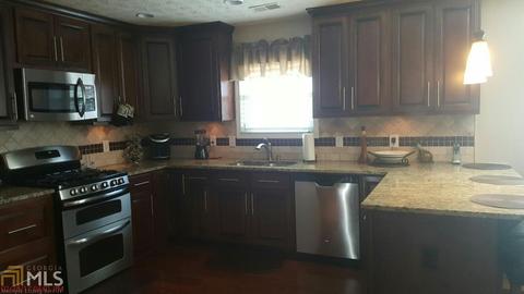 6936 Timbers E, Lithonia, GA 30058 photo 9