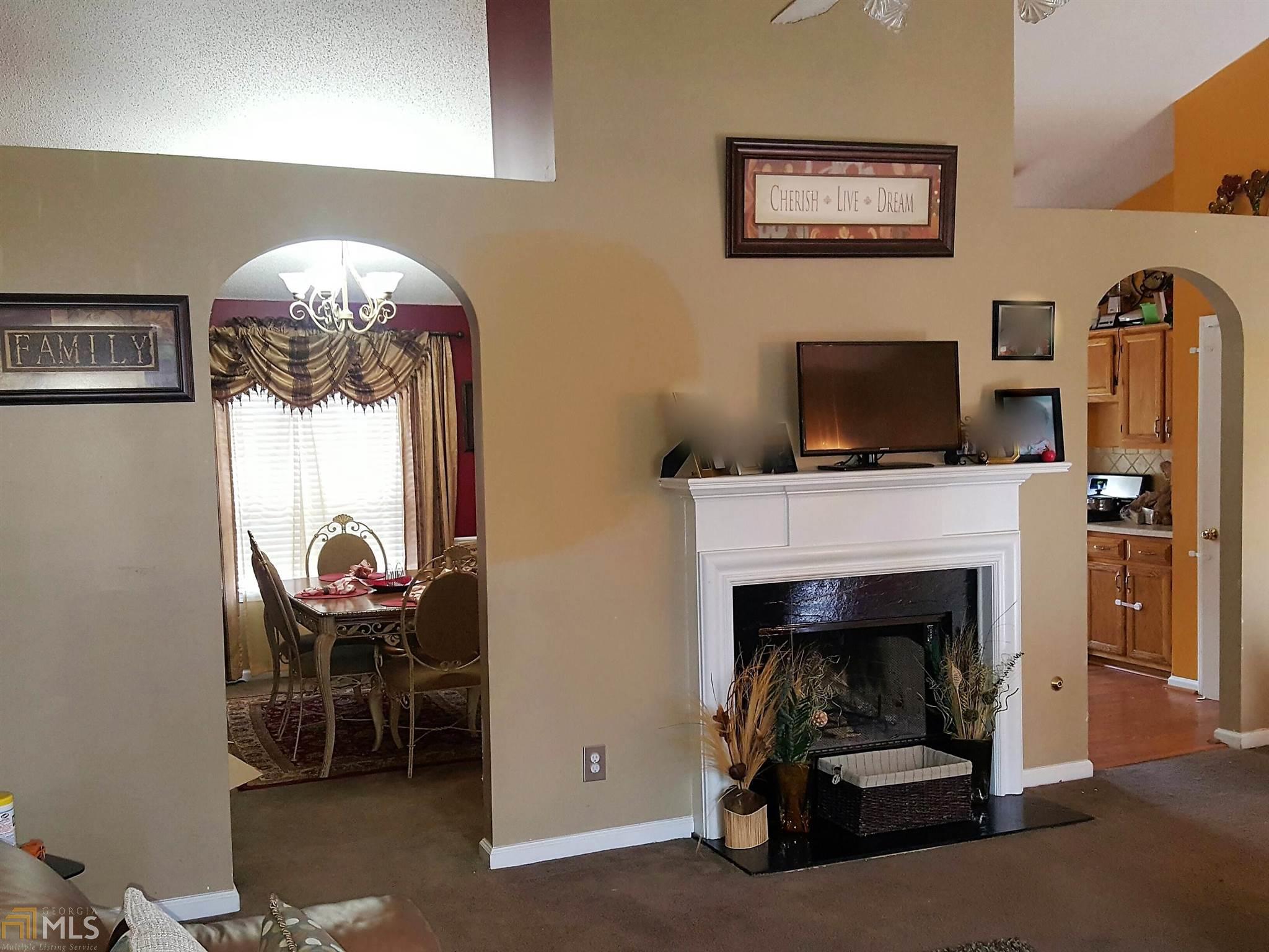 10795 Barberry Dr, Hampton, GA 30228 photo 6