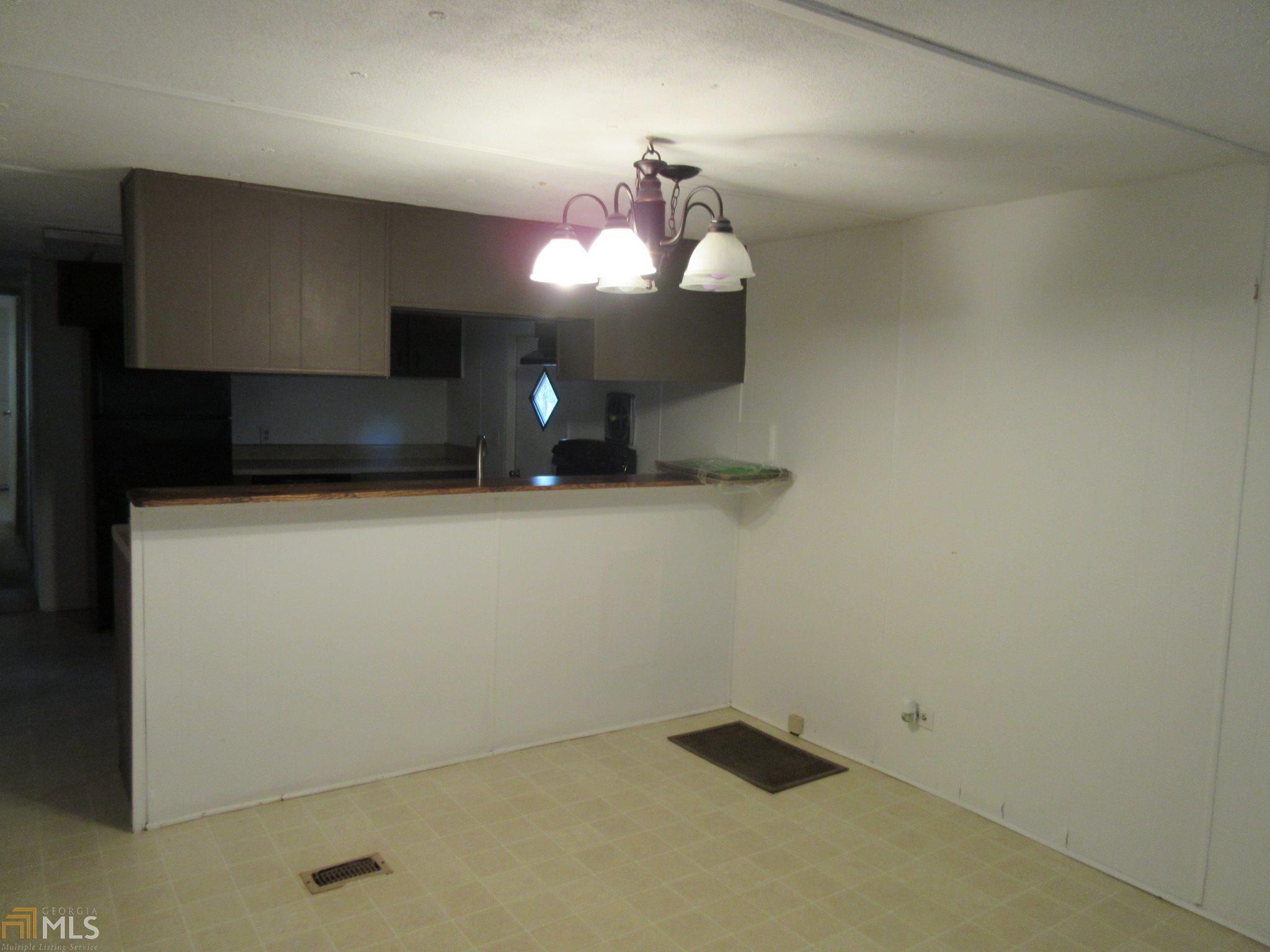 40 Roberts Rd, Covington, GA 30016 photo 4