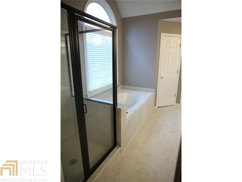 3772 Lance Bluff Ln, Duluth, GA 30097 photo 14
