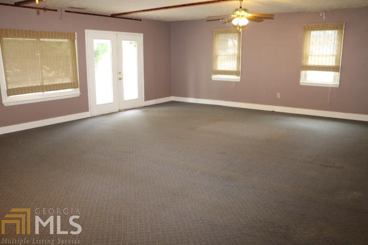 317 Gresham Rd, Zebulon, GA 30295 photo 12