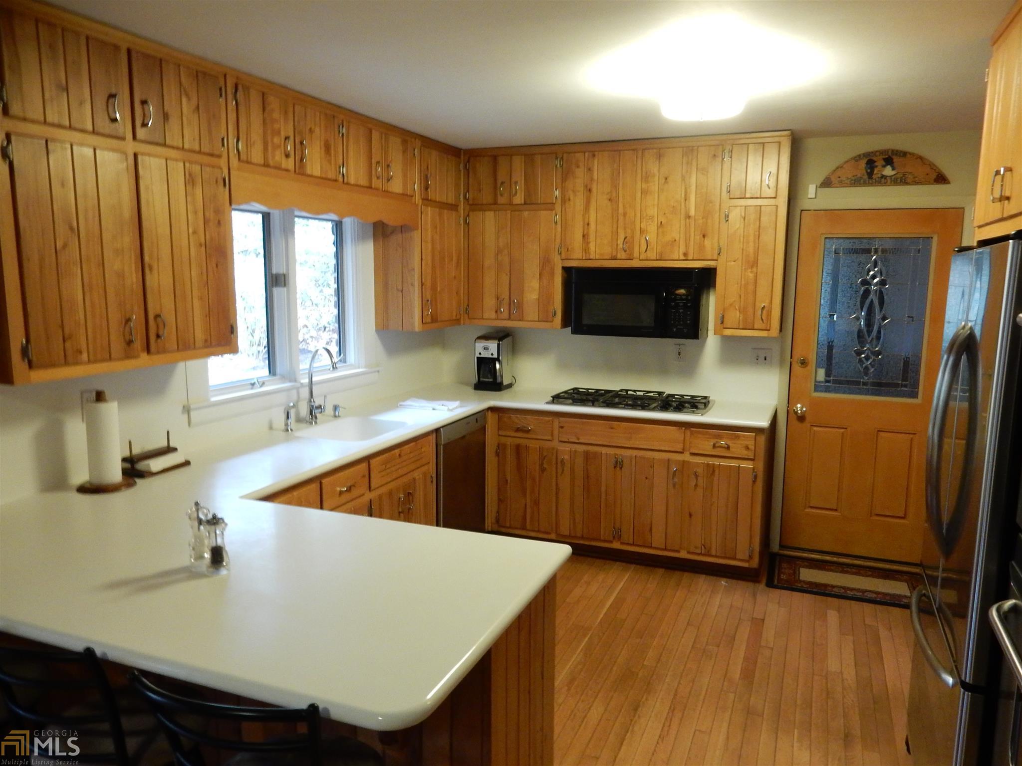 3337 Embry Hills Dr, Chamblee, GA 30341 photo 9