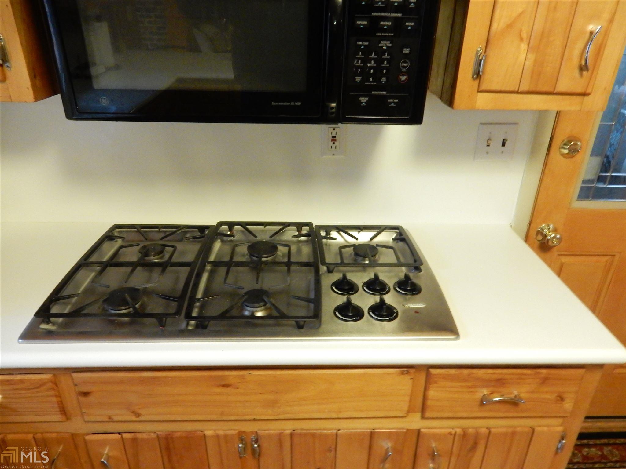 3337 Embry Hills Dr, Chamblee, GA 30341 photo 11