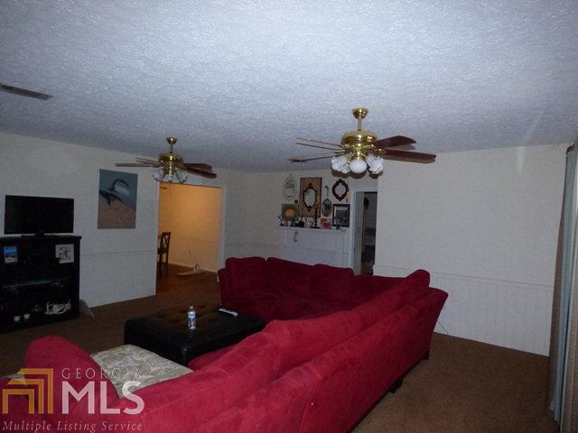 558 W Blackshear Ferry Rd, Dublin, GA 31021 photo 4