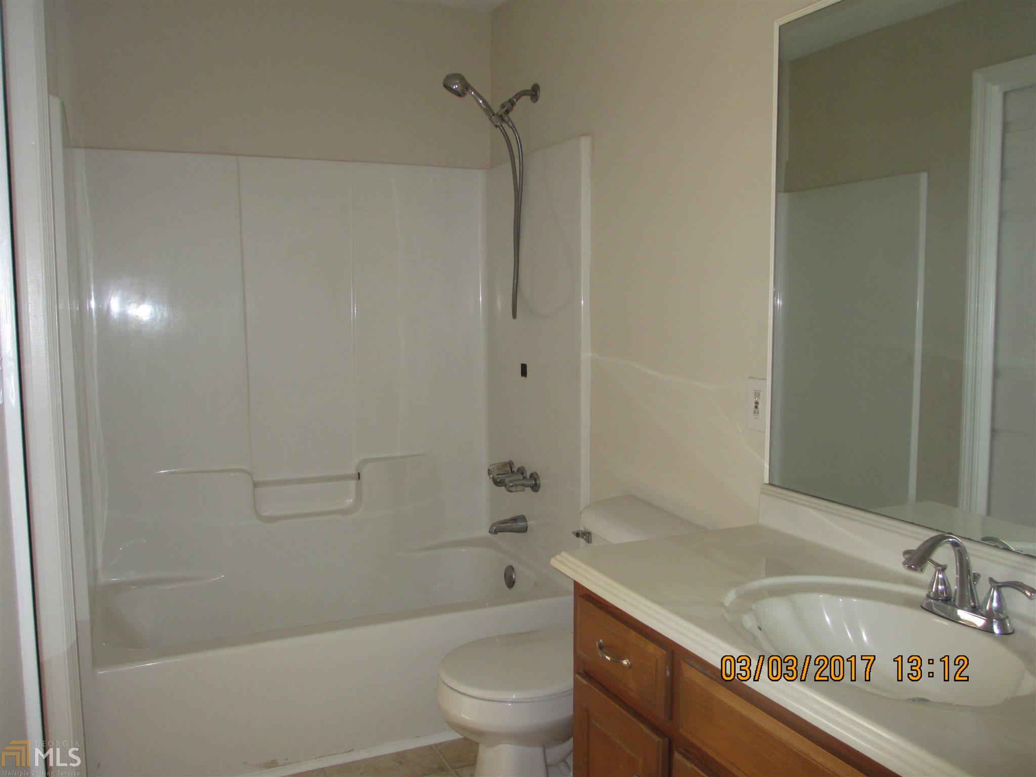 107 Pinebrook Dr, Lagrange, GA 30240 photo 7