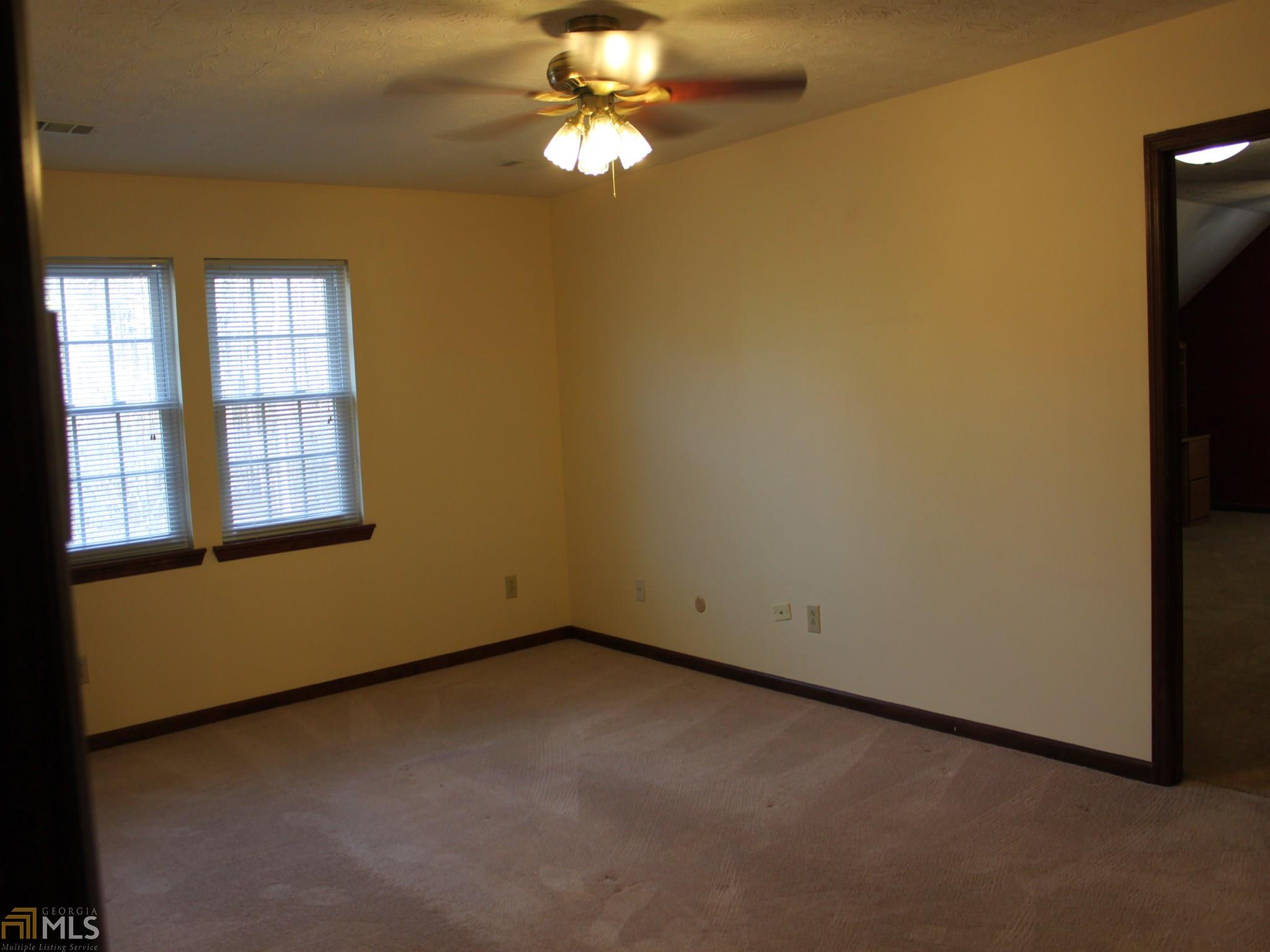 11847 Pine Needle Ln, Hampton, GA 30228 photo 9