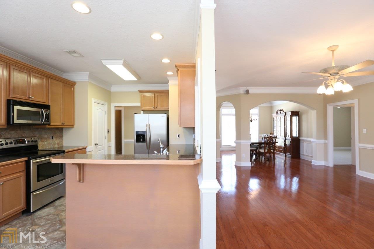 411 Princeton Ct, Hampton, GA 30228 photo 7