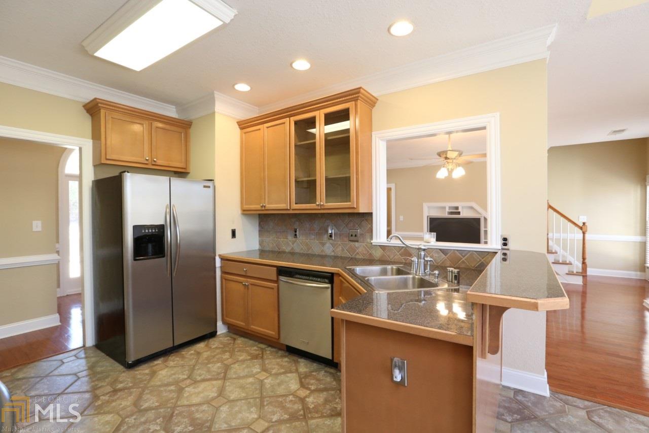 411 Princeton Ct, Hampton, GA 30228 photo 8