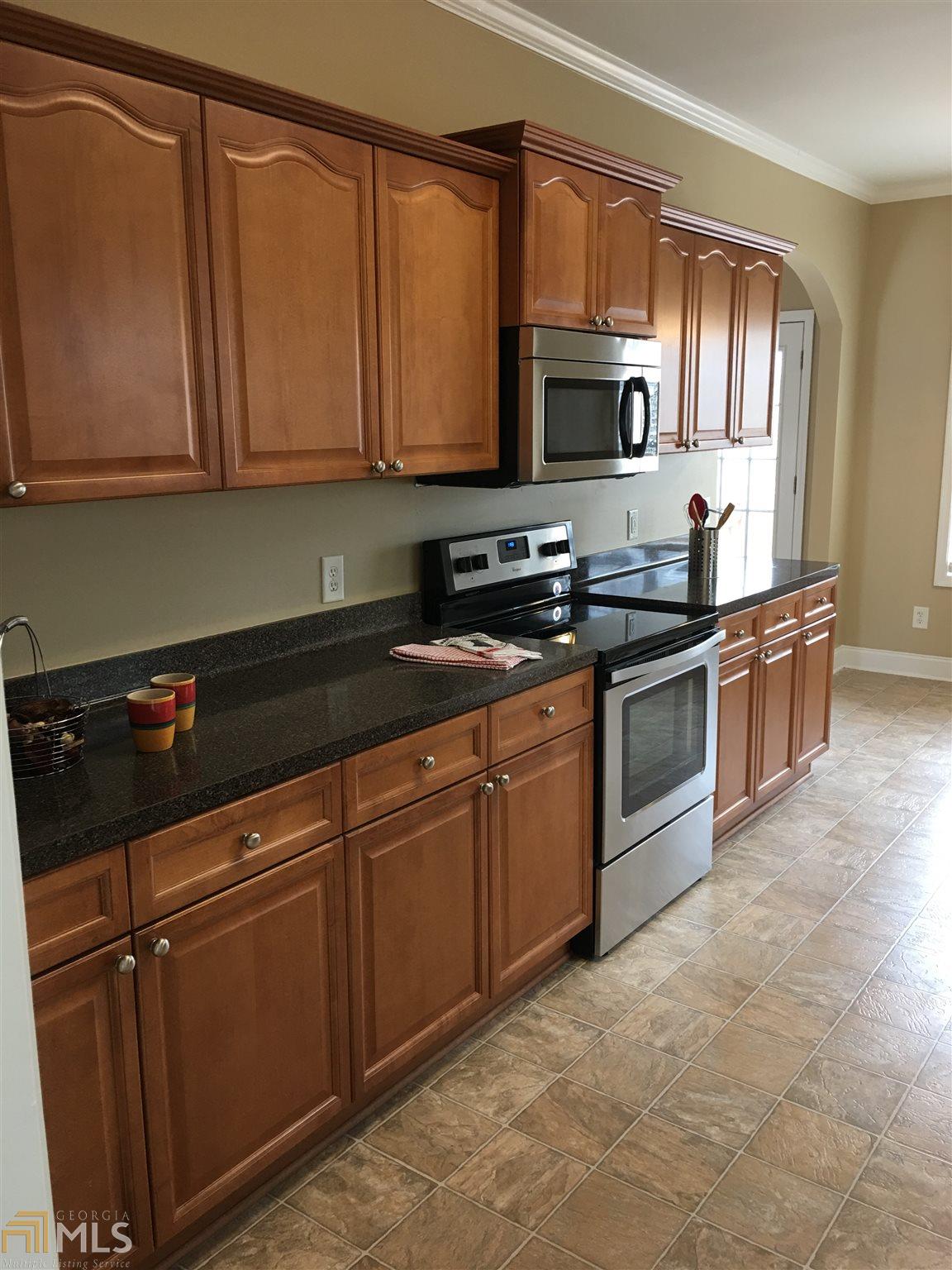 153 Terrace Ridge Dr, Commerce, GA 30529 photo 2