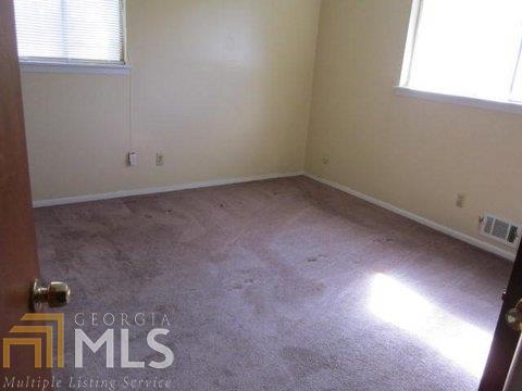 6373 Clearbrook Dr, Morrow, GA 30260 photo 10