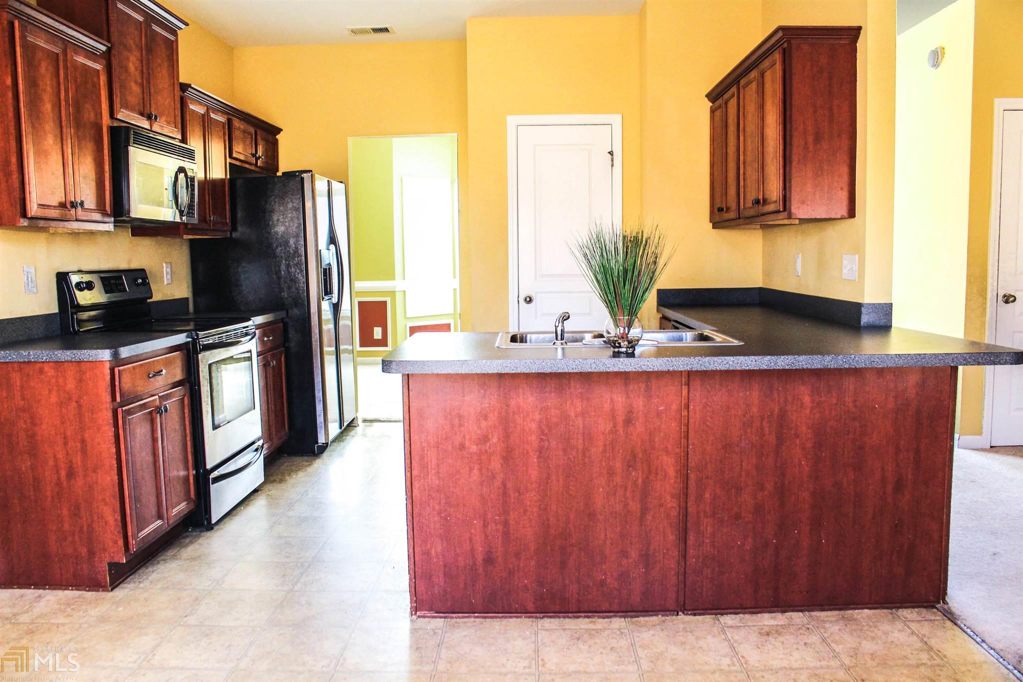 121 Revolutionary Dr, Hampton, GA 30228 photo 9