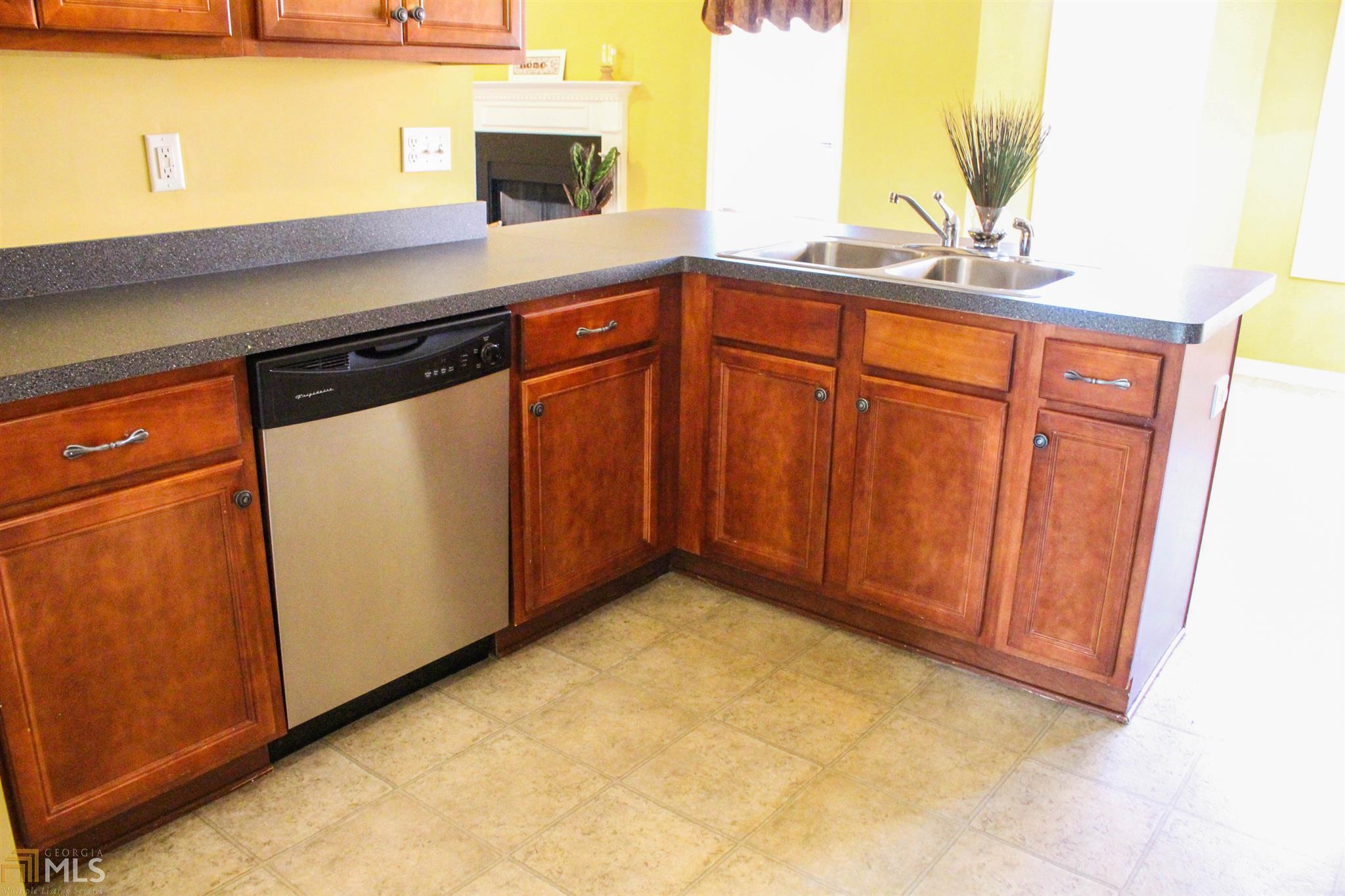 121 Revolutionary Dr, Hampton, GA 30228 photo 10