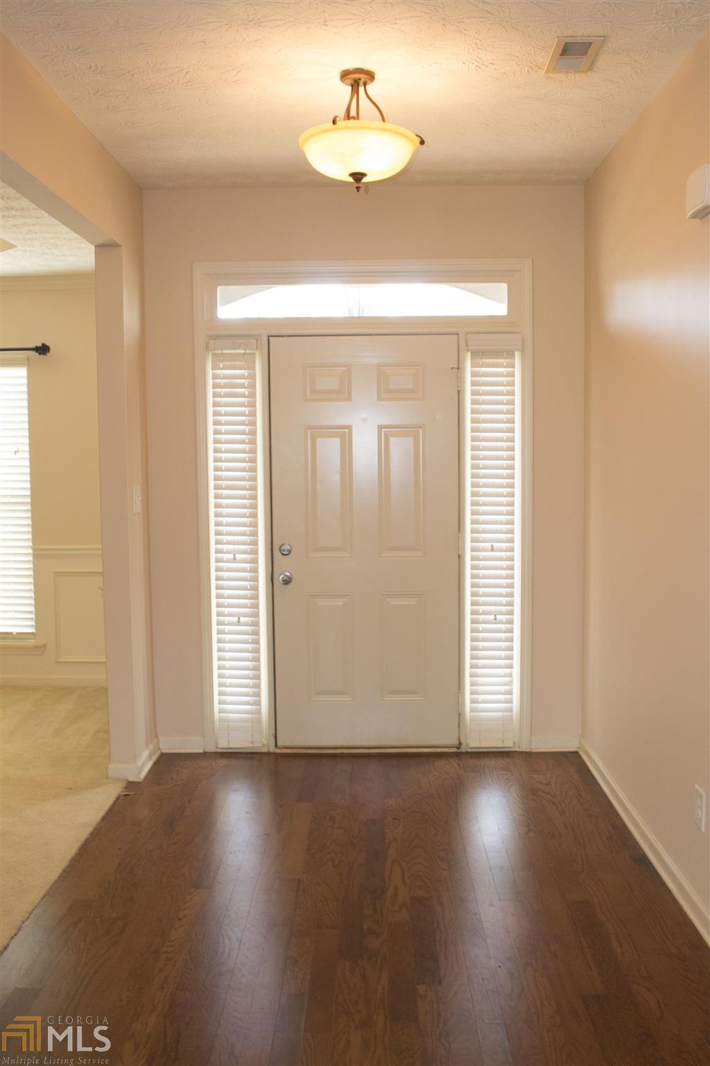 137 Cedar Ridge Dr, Lagrange, GA 30241 photo 2