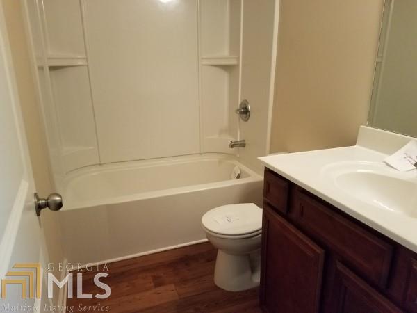 6099 Semaphore Rdg, Rex, GA 30273 photo 9