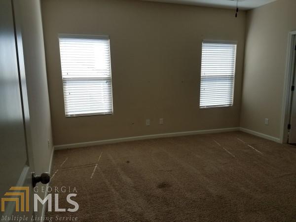 6099 Semaphore Rdg, Rex, GA 30273 photo 12
