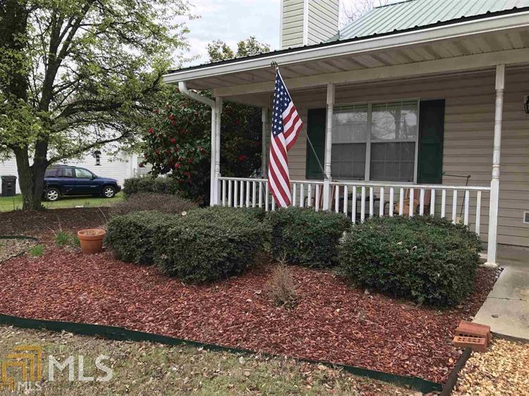 18 Mallie Ct, Hampton, GA 30228 photo 1