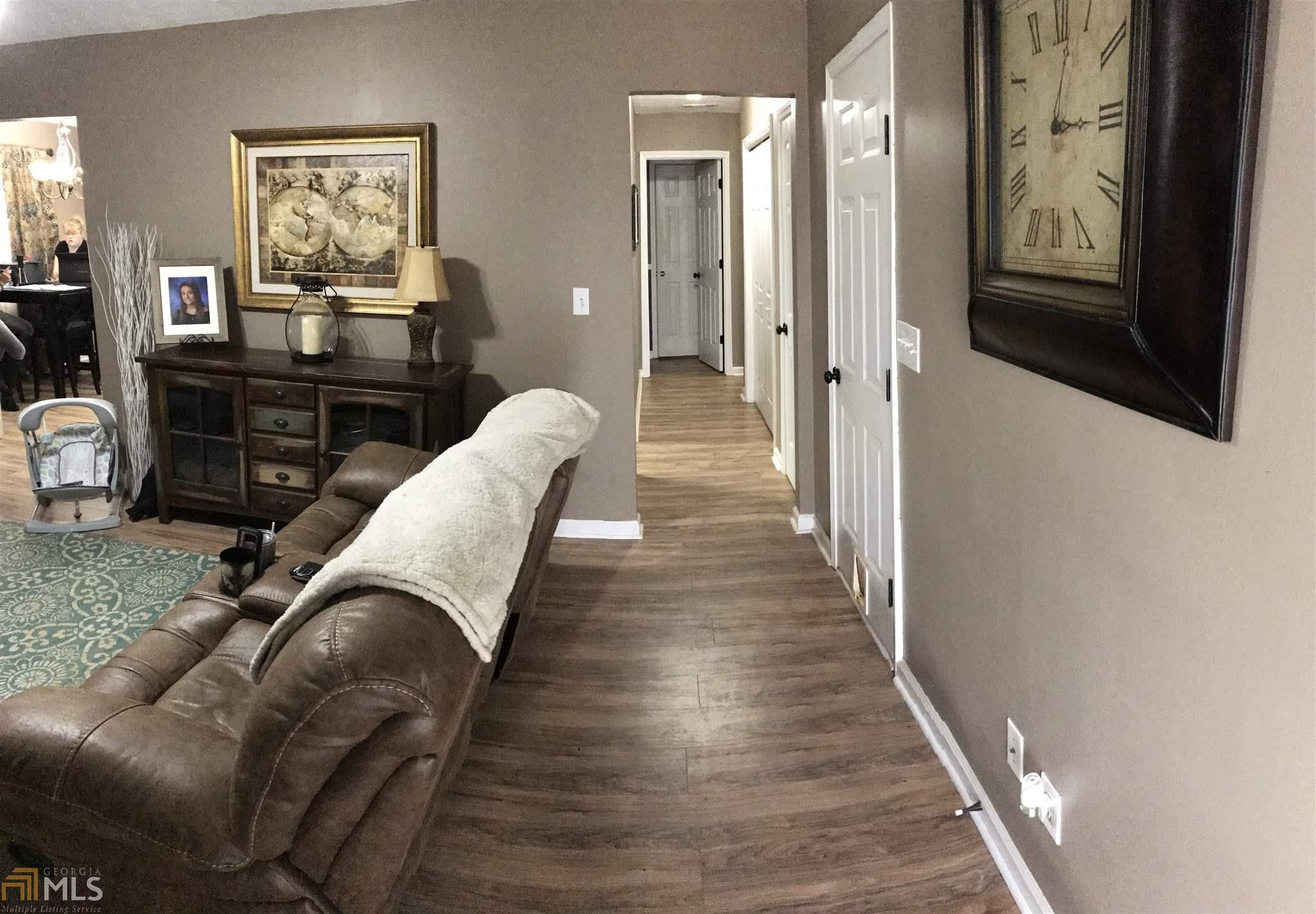 18 Mallie Ct, Hampton, GA 30228 photo 9