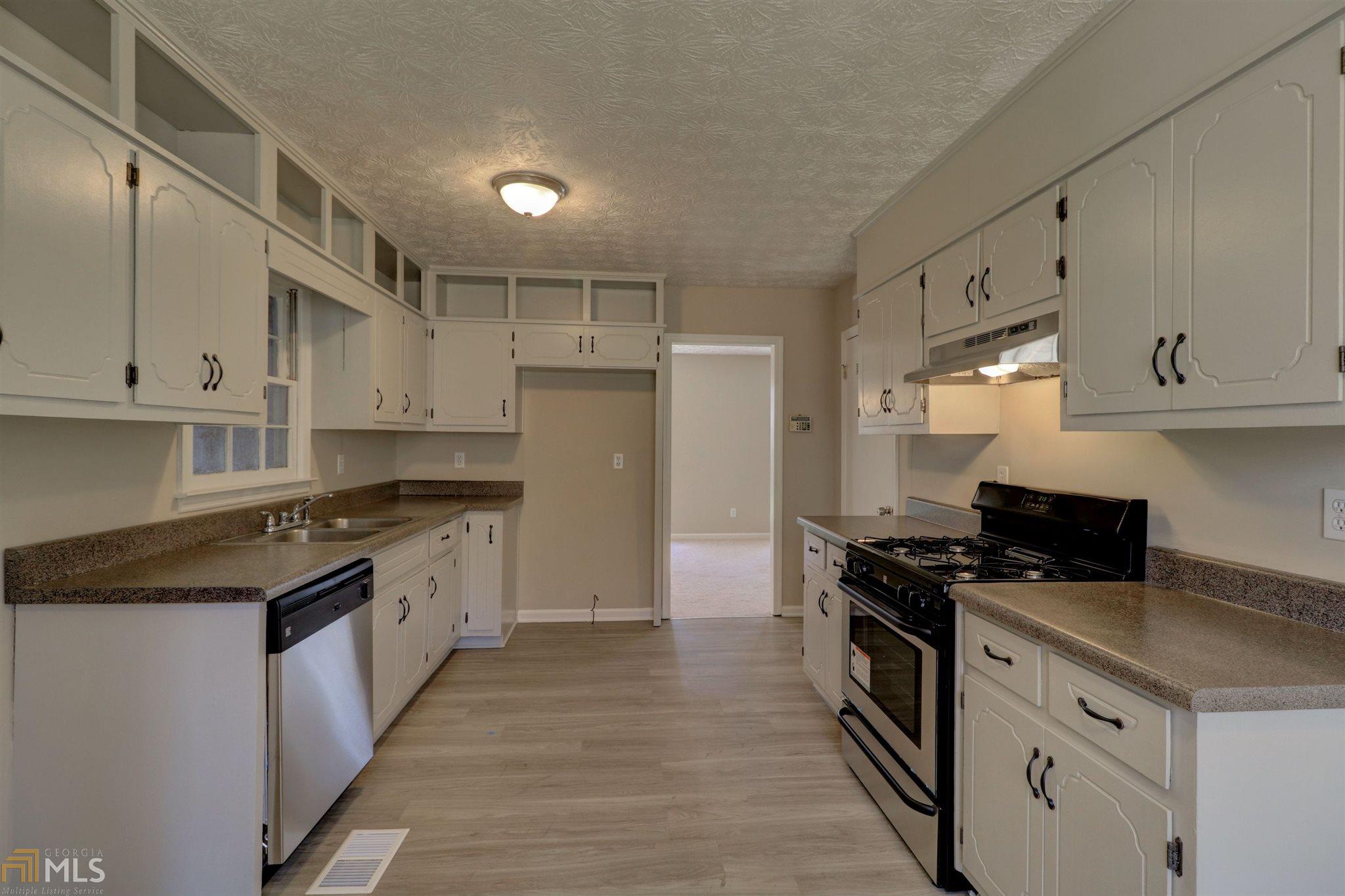 1708 Duffey, Morrow, GA 30260 photo 6