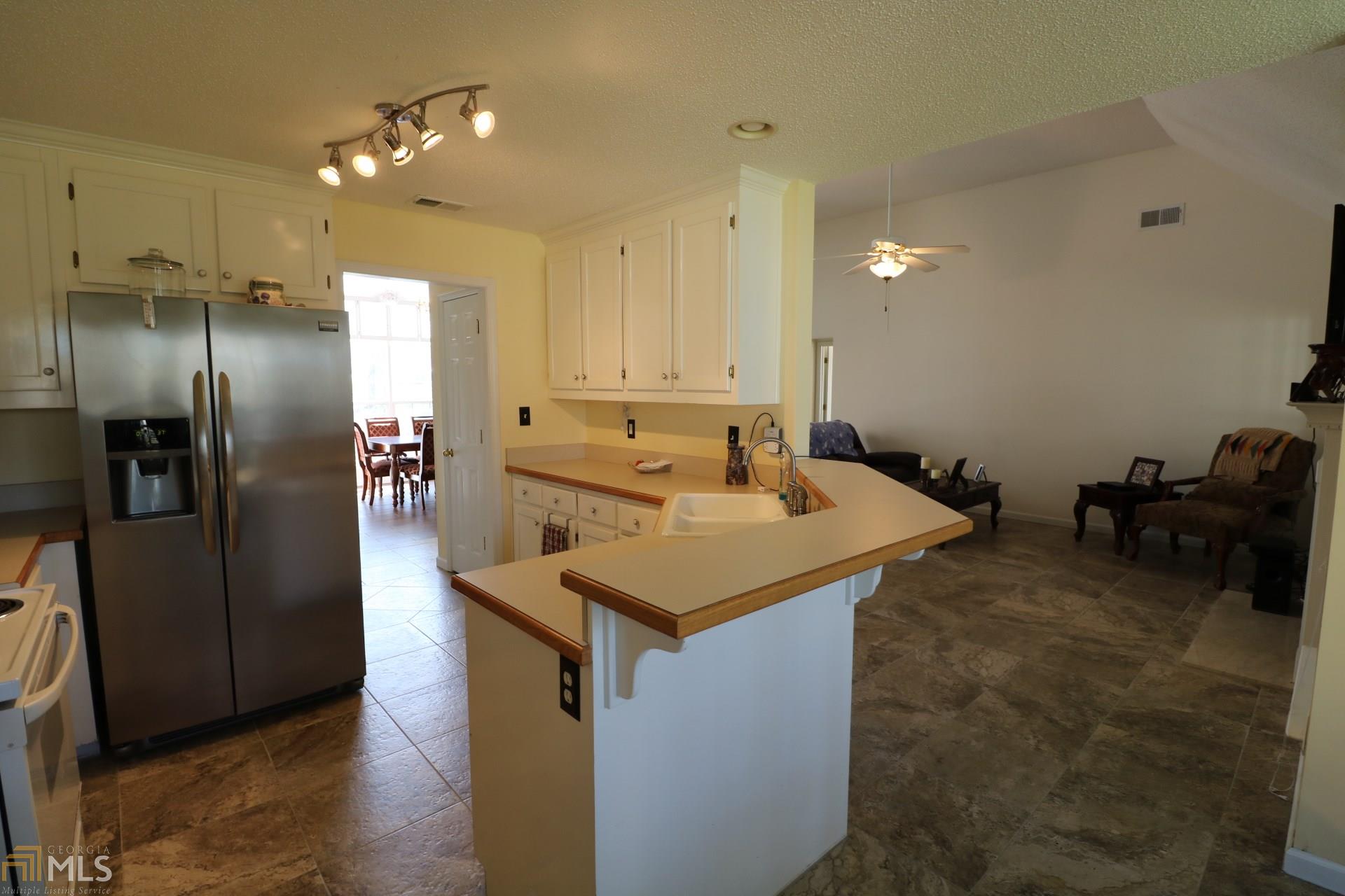 622 Lake Cove Dr, Hampton, GA 30228 photo 15