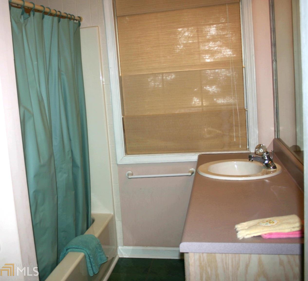 96 Pointe View Ct, Jackson, GA 30233 photo 21