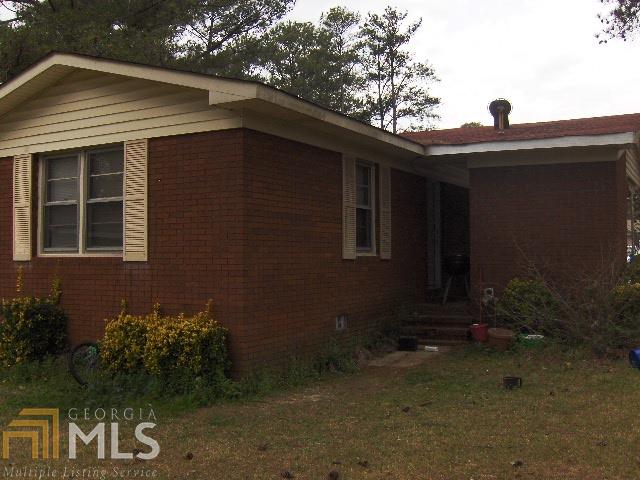 2486 Dapleton Dr, Macon, GA 31206 photo 2