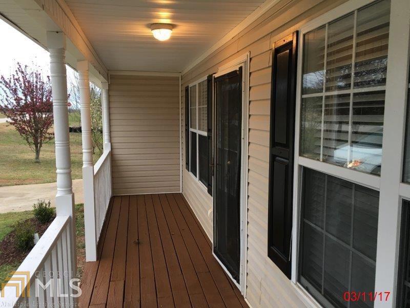 6109 Hammett St, Lula, GA 30554 photo 4