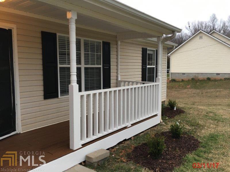 6109 Hammett St, Lula, GA 30554 photo 3